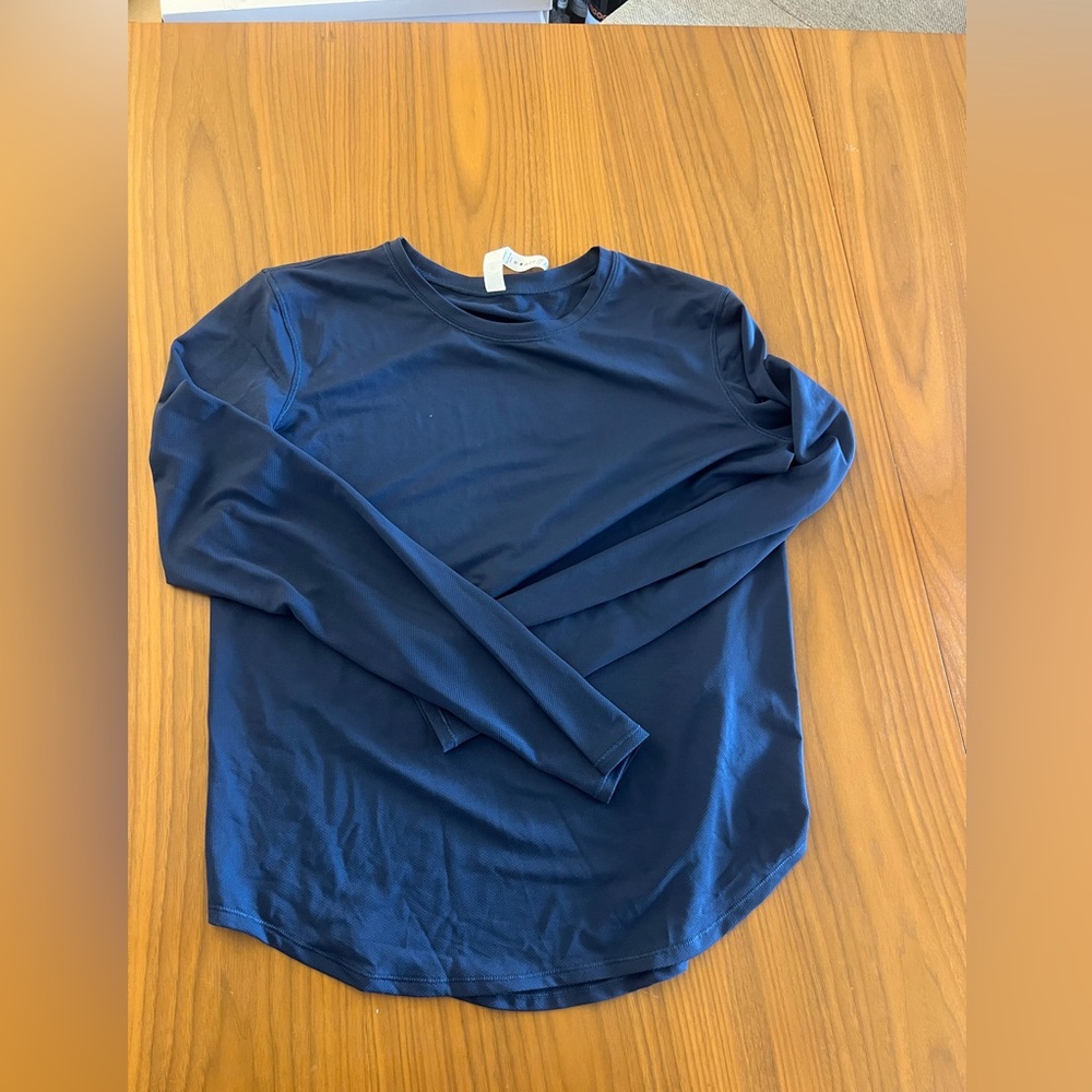 NWT Lululemon Long Sleeve Top